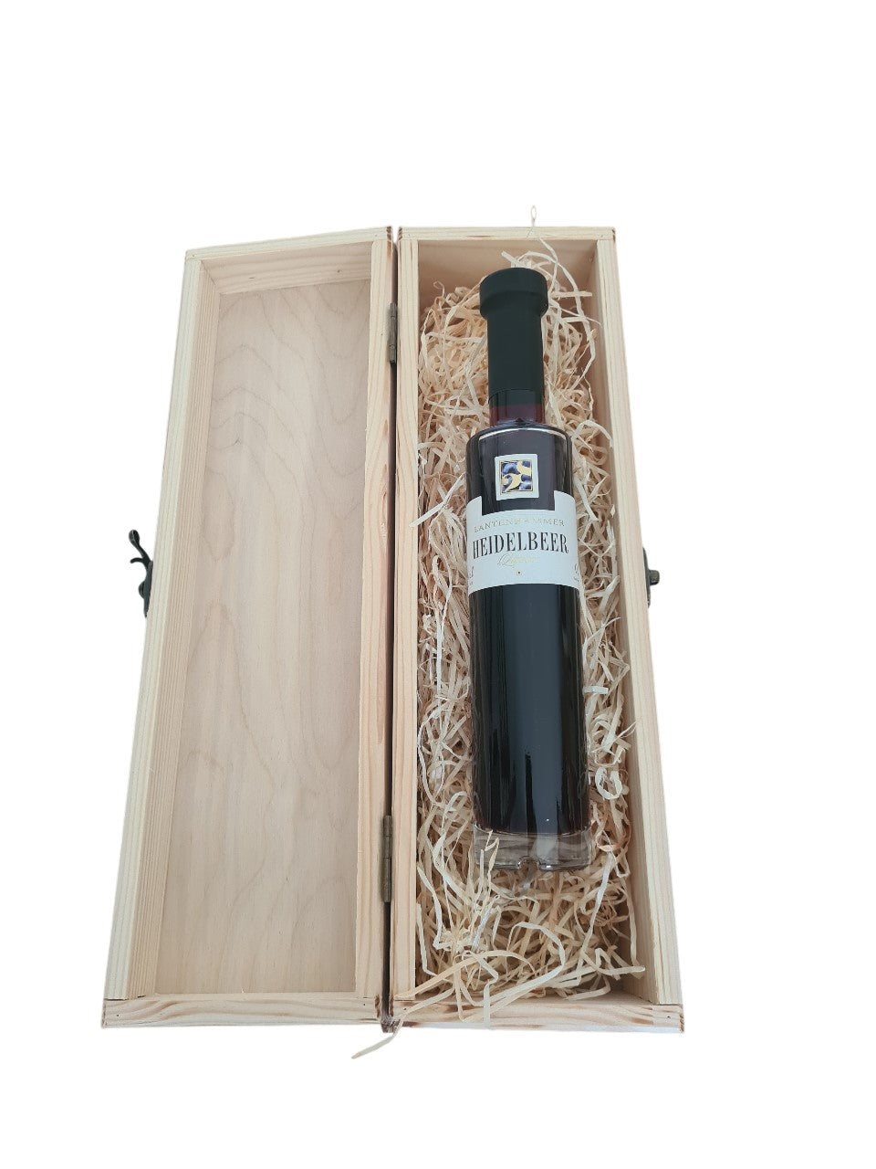 Holzbox mit Klappdeckel und Heidelbeer Likör