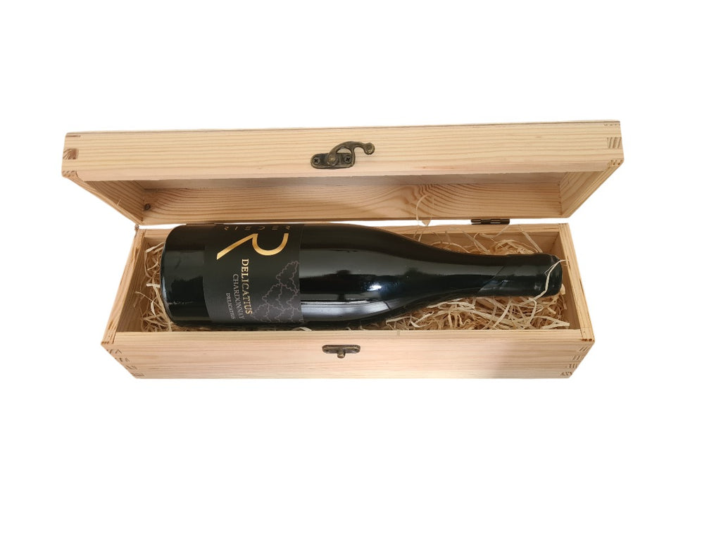 Chardonnay Delicatius 2021 in Holzbox mit Klappdeckel