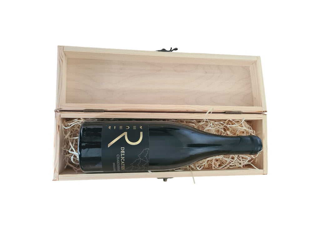 Chardonnay Delicatius 2021 in Holzbox mit Klappdeckel