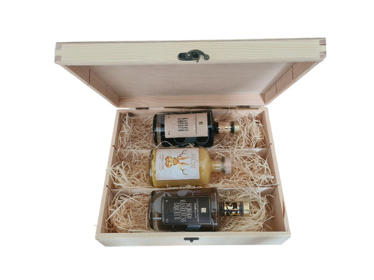 Holzbox mit Verschluss dazu Eierlikör Schokolikör und Kaffeelikör