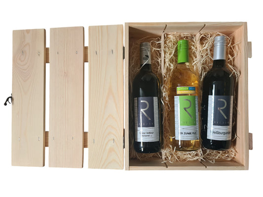 Holzlattenbox mit Verschluss dazu Der junge Flo, Grüner Veltiner und Weißburgunderer