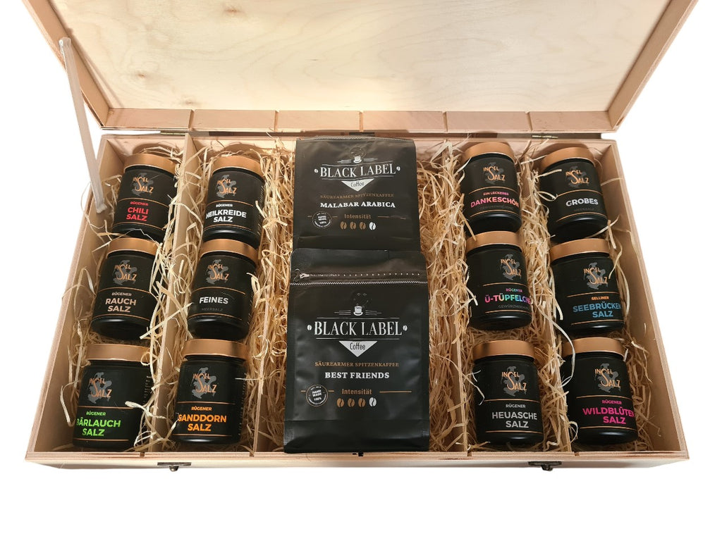 Geschenk Holzbox mit 12 Gewürzmischungen und 2x 330g Black Label Coffee Malabar
