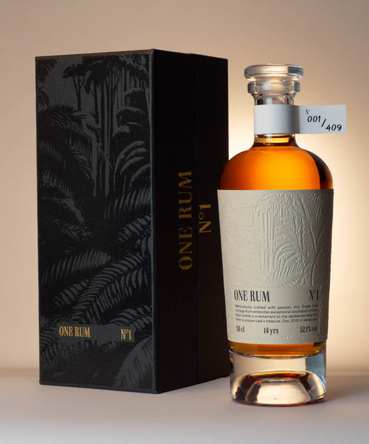 ONE RUM Nº1   14Jahre Limitiert auf 409 Flaschen