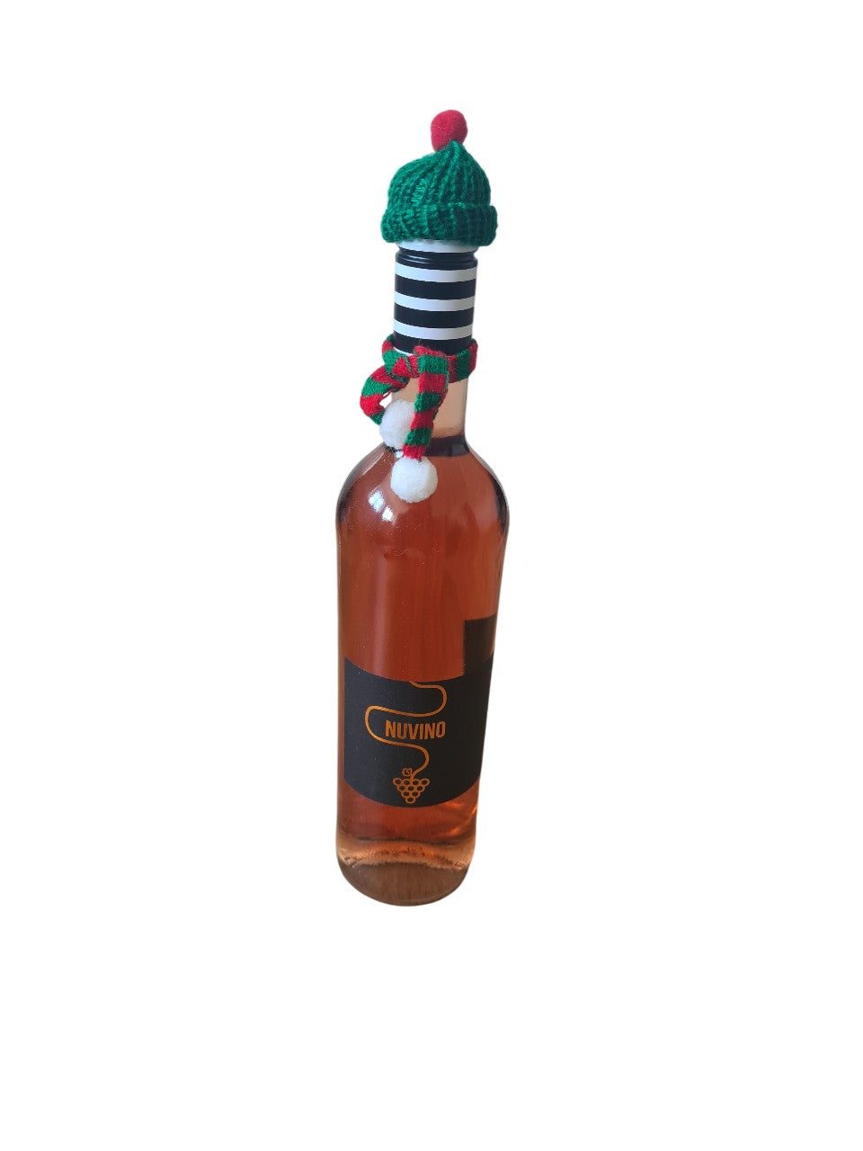 Nuvino Merlot Rosé - alkoholfreier Wein mit Weihnachts - Mütze und Schal grün/rot